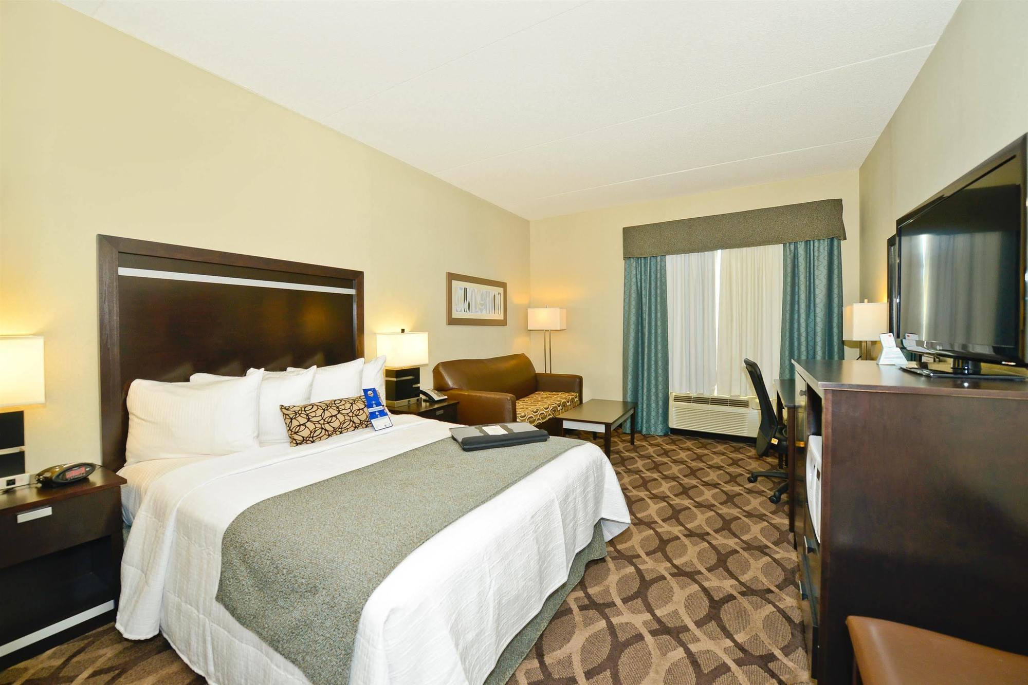 Best Western Plus Travel Hotel Toronto Airport Værelse billede